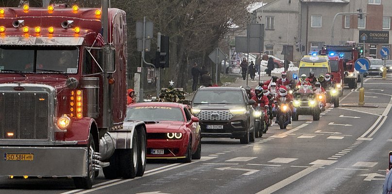 Tego jeszcze nie było. Mikołaje na motocyklach w Kolnie (foto) - 49818