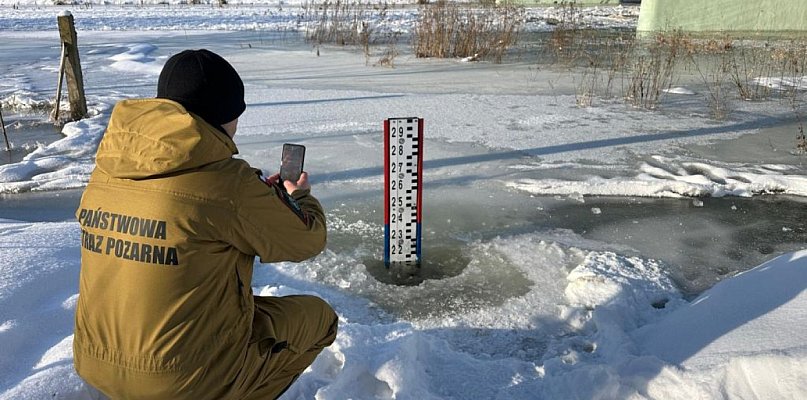 Jaki jest aktualny stan poziomu wody na rzece Pisa?
