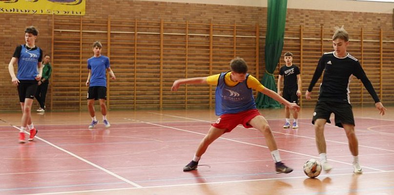 Zimowy Turniej Halowej Piłki Nożnej (fotorelacja)