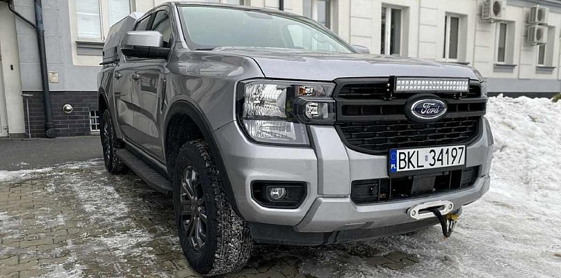 Nowe auta kolneńskiej Policji: Fordy oraz  Suzuki S-Cross i Skoda Octavia