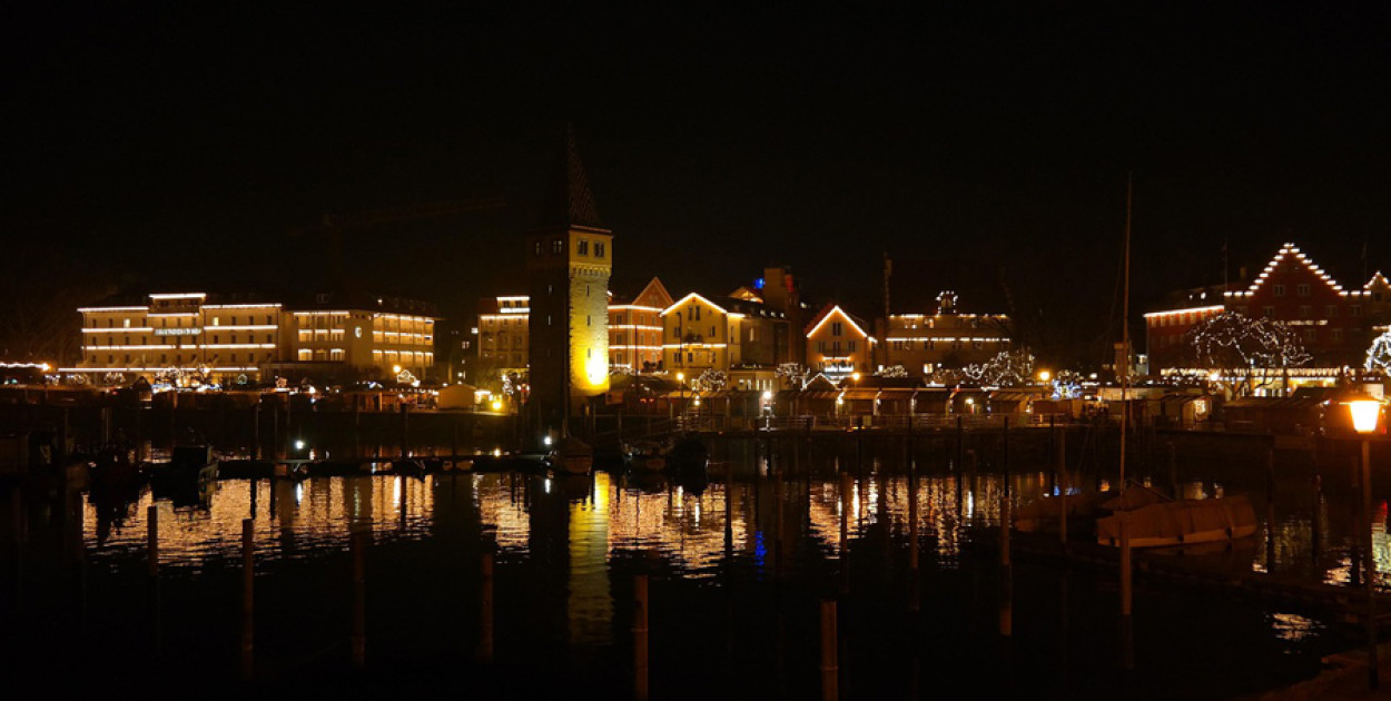 Oświetlenie w podbitce dachowej – wskazówki i porady