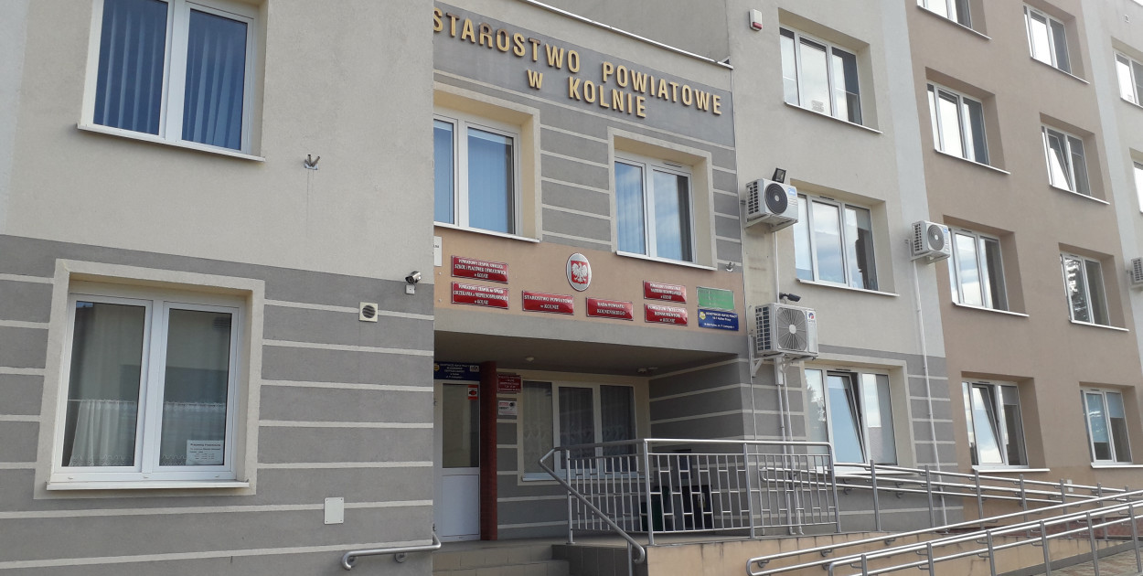 Stanowisko podlega bezpośrednio staroście