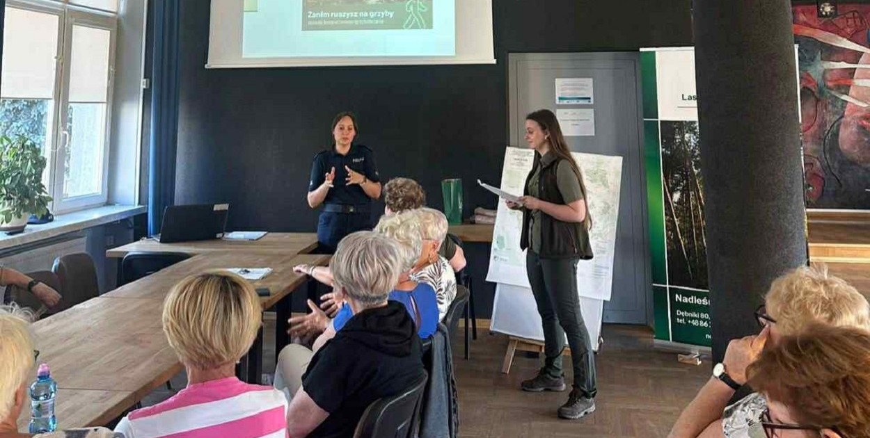 Pamiętajmy o tych zasadach bezpieczeństwa, aby nasza wyprawa do lasu skończyła się tylko pozytywnymi wspomnieniami. Gdy już dojdzie do zgubienia się, prosimy nie zwlekać z wykonaniem telefonu pod numer alarmowy 112 - szybko zapadający zmrok zawsze utrudnia działania służb poszukujących zaginionej osoby (fot. KPP Kolno)