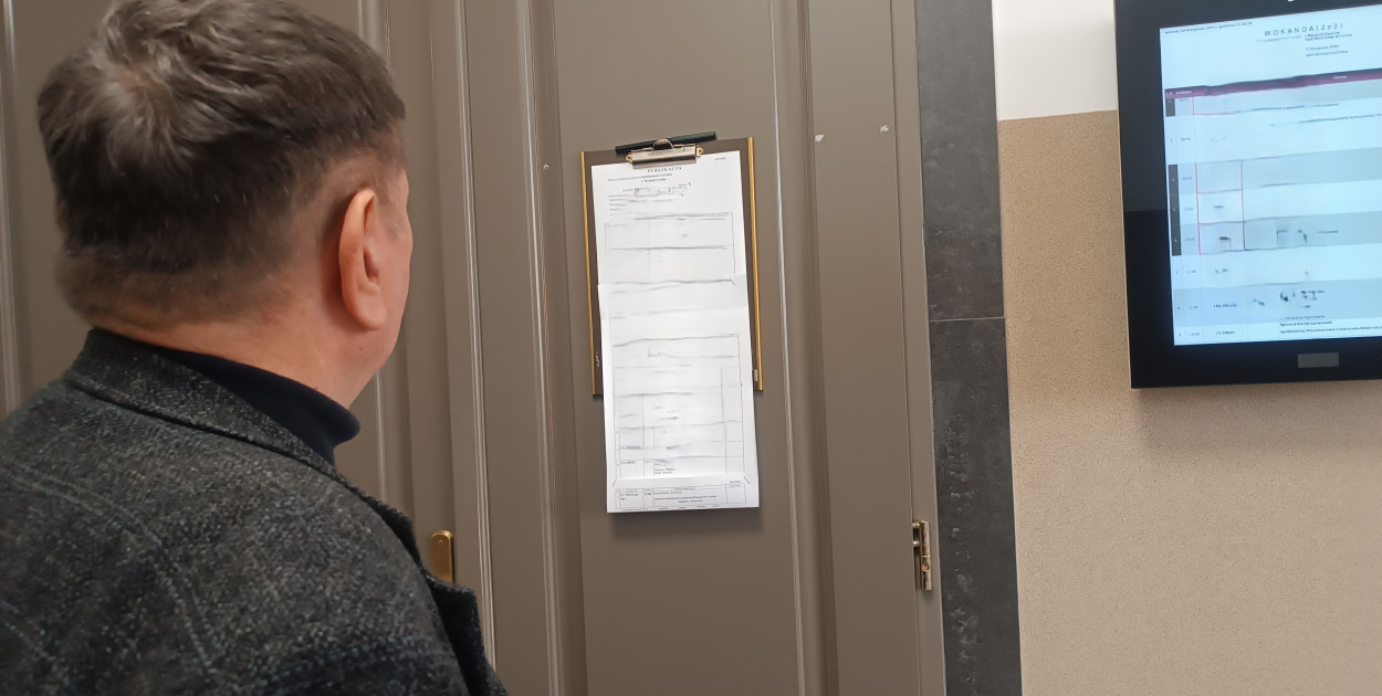 Domagam się zwrotu tych pieniędzy i naprawienia niesprawiedliwości w rozliczaniu ciepła – powiedział w sądzie Marek Karwowski