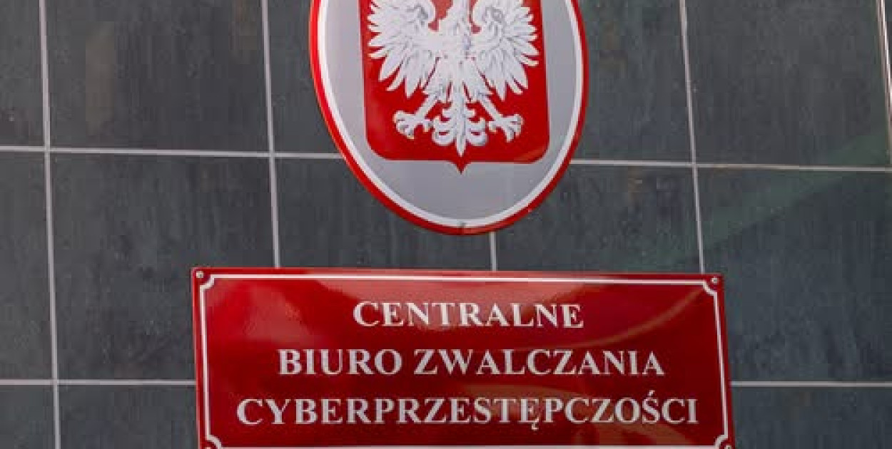 facebook.com/POLICJA.CBZC