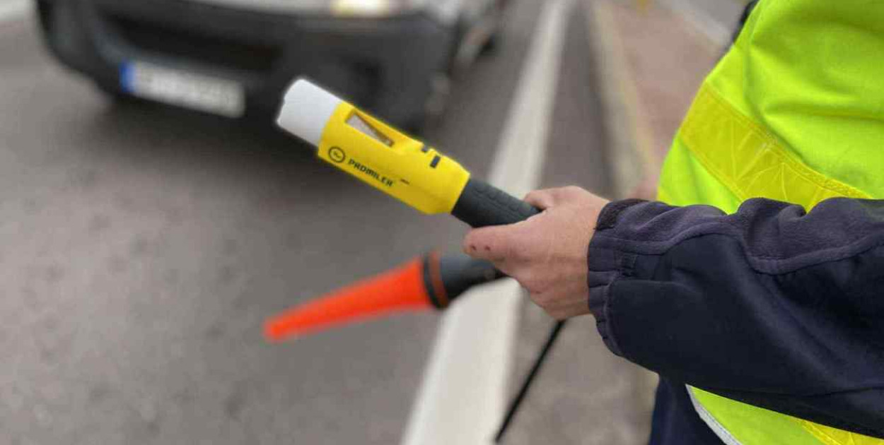 Przypominamy, że zasada \"Piłeś? Nie jedź!\" jest zawsze aktualna (fot. KPP Kolno)