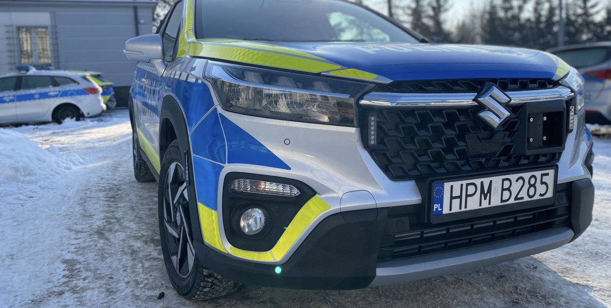 Policjanci ze Stawisk mają nowe auto