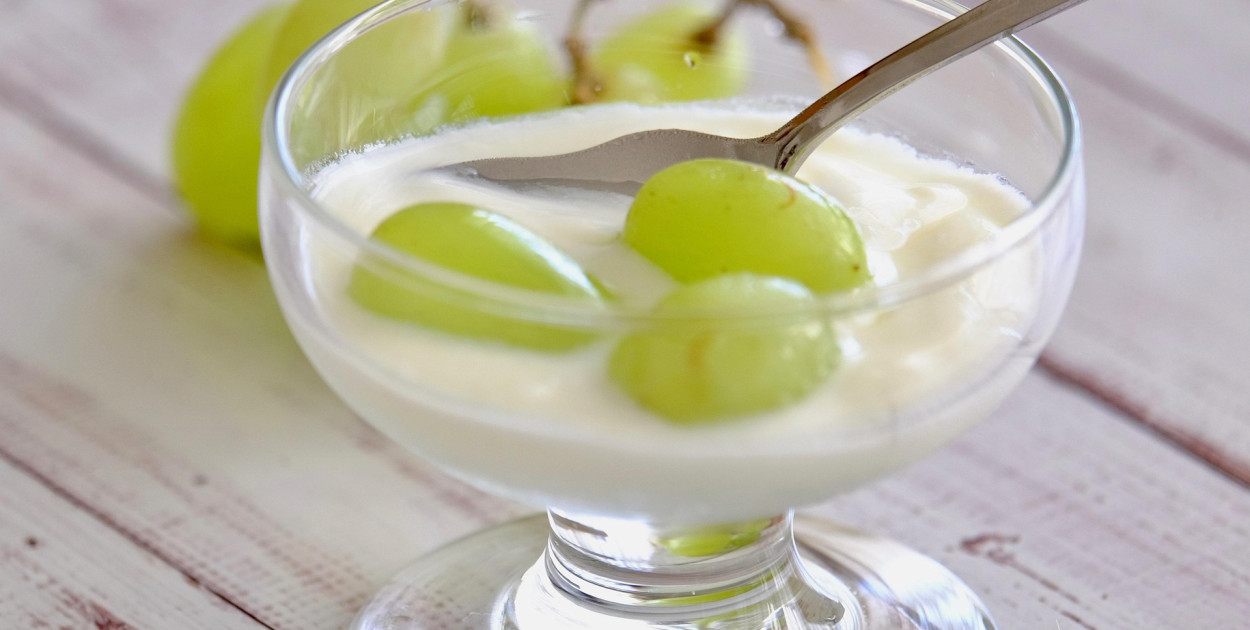 GIS ostrzega przed jogurtem. W środku mogą być odłamki szkła!