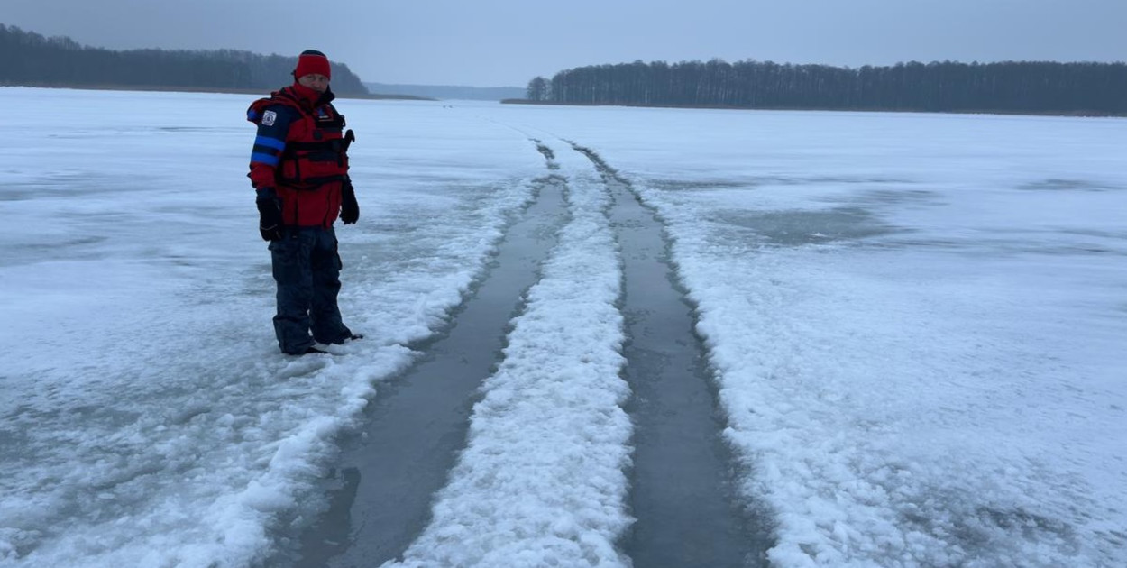Mazury: Jaka jest grubość lodu na jeziorach? (raport)