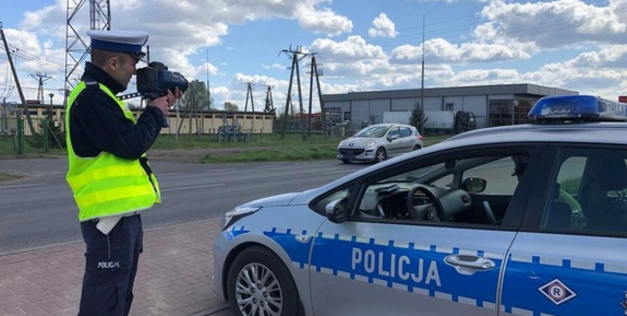 Przy ograniczeniu do 90 km/h kierowca miał na liczniku 132 km/h