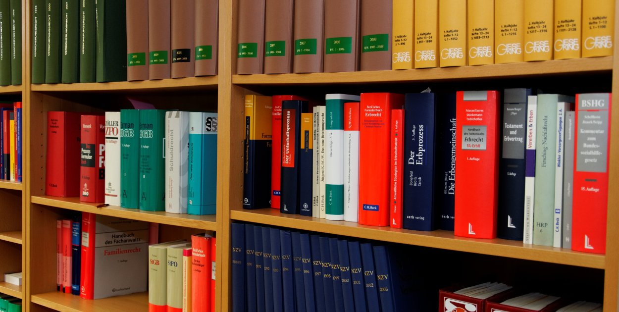 Uporządkuj sprawy spadkowe i nieruchomości z pomocą kancelarii