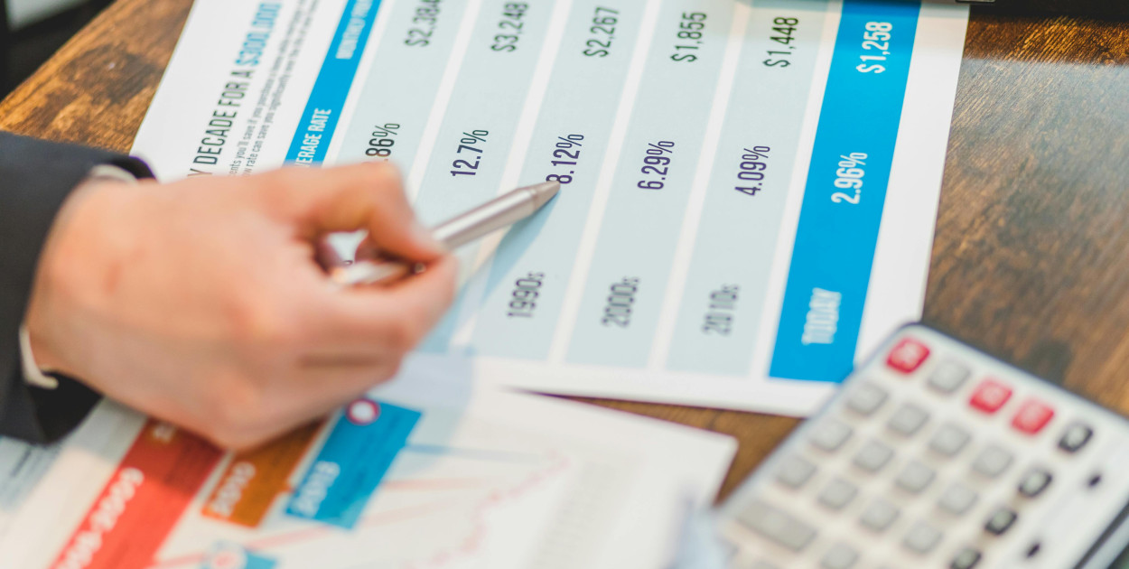 Jak sprawdzić, ile naprawdę kosztuje kredyt hipoteczny ze zmiennym oprocentowaniem