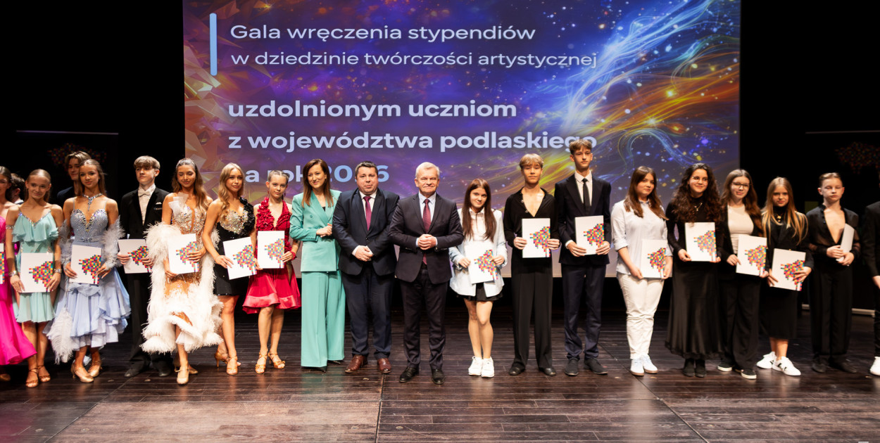 Artyści z powiatu kolneńskiego ze stypendiami marszałka