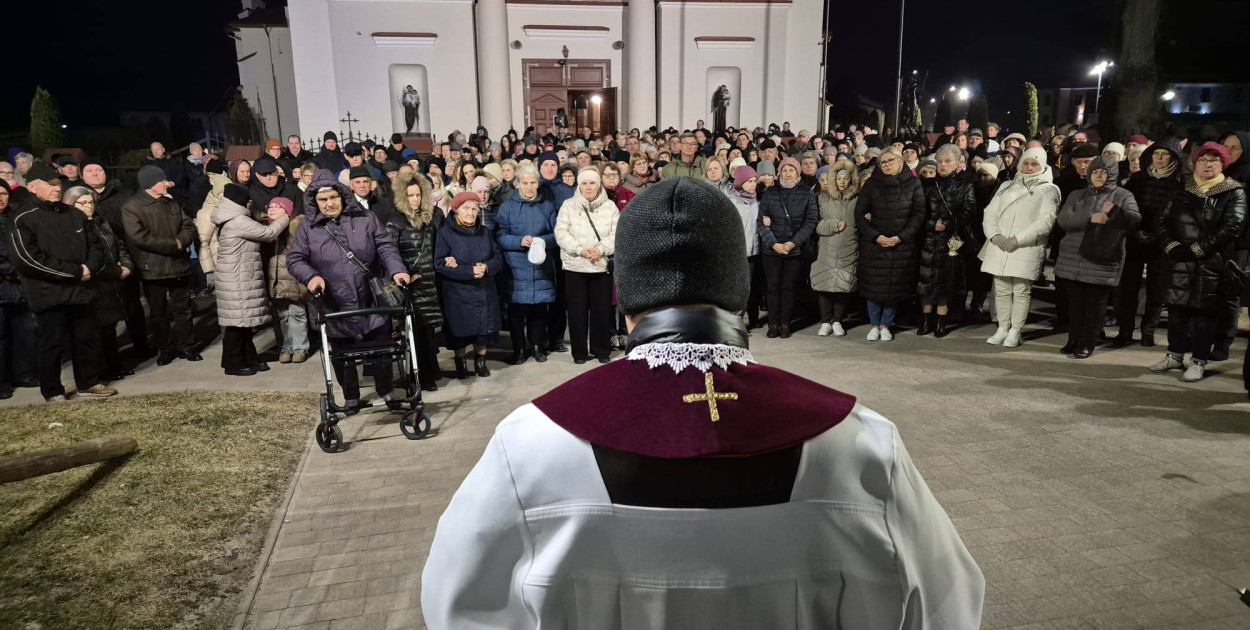 Wielki Piątek jest w Kościele katolickim upamiętnieniem Męki Pańskiej